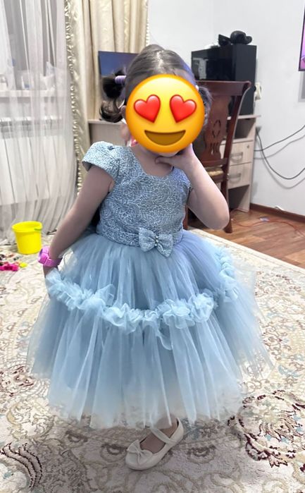 Нарядное детское платье