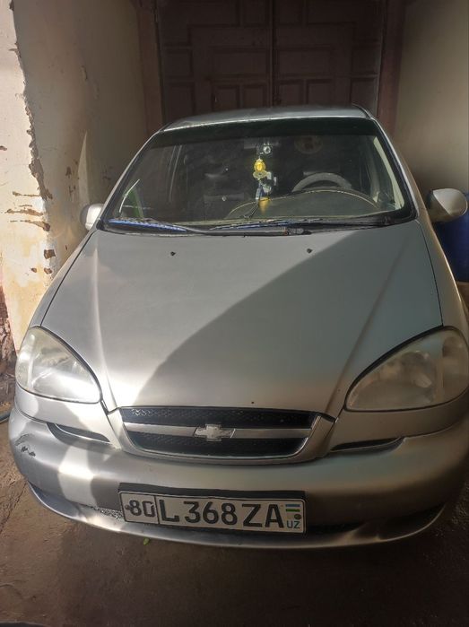 Chevrolet Tacuma sotiladi 2008 yil 100 lik metani bor 55 milion sóm