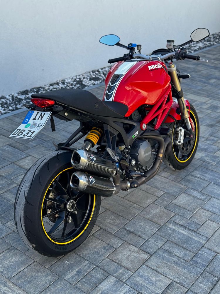 Ducati monster 1100 evo 2012 abs