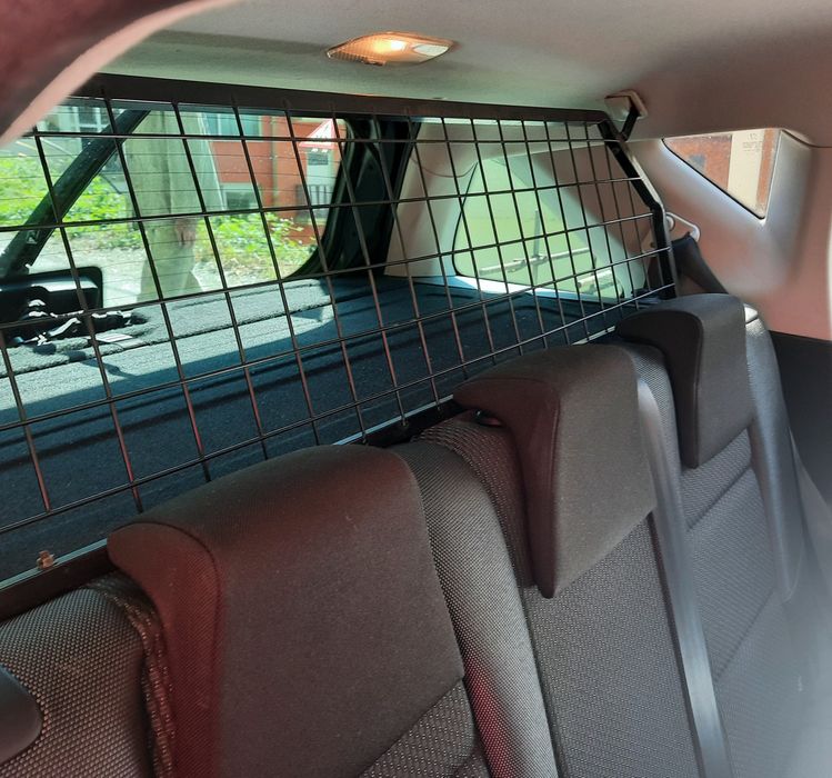 Продавам Пежо, с нова фазова уредба, панорамен покрив. Всичко работи.