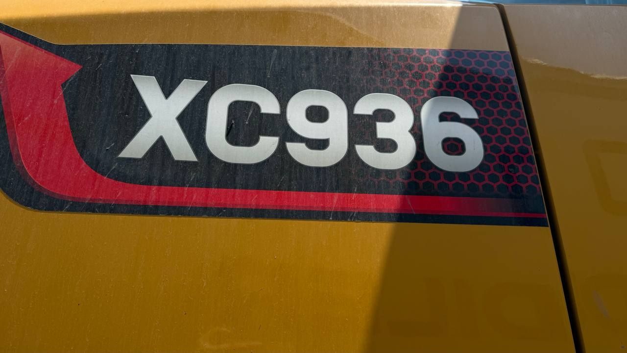 Фронтальный погрузчик XCMG XC 936 1.8 m³