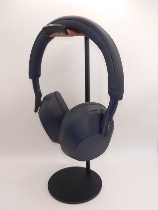 Стойки за слушалки