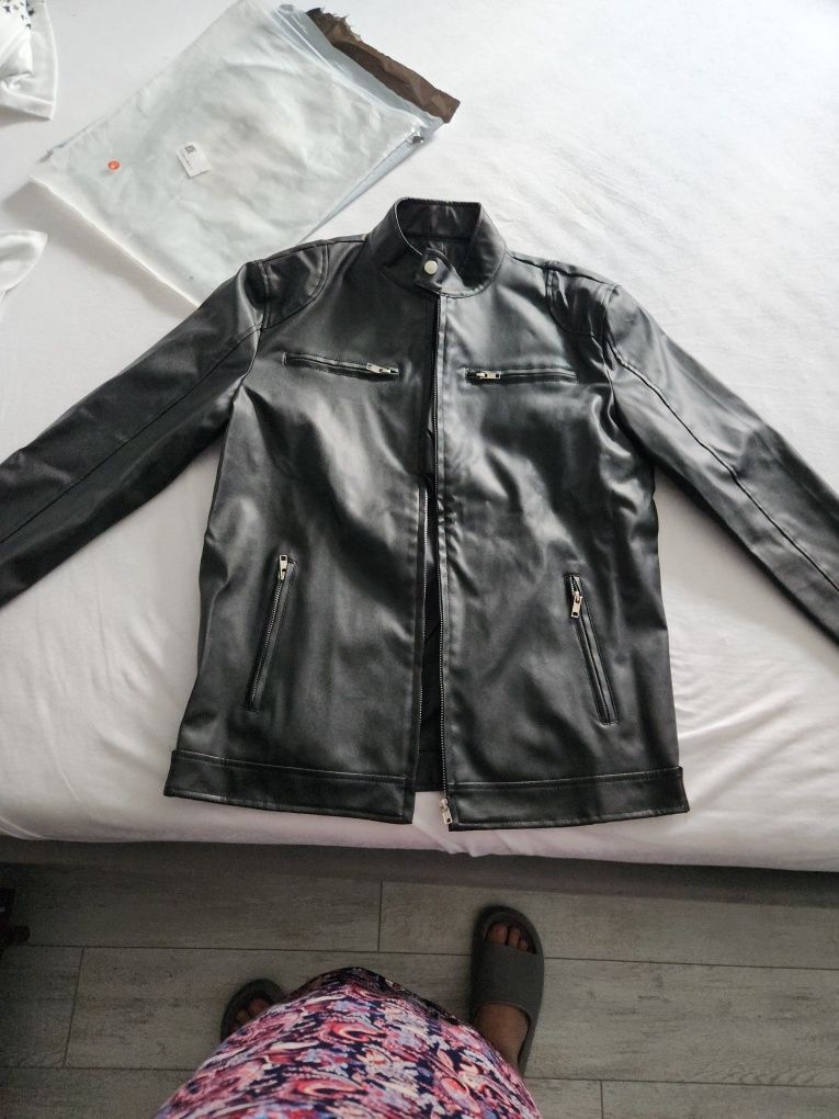 Geaca de imitatie din piele de barbati