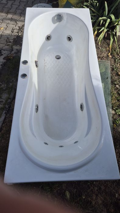 Vând cada cu hidromasaj