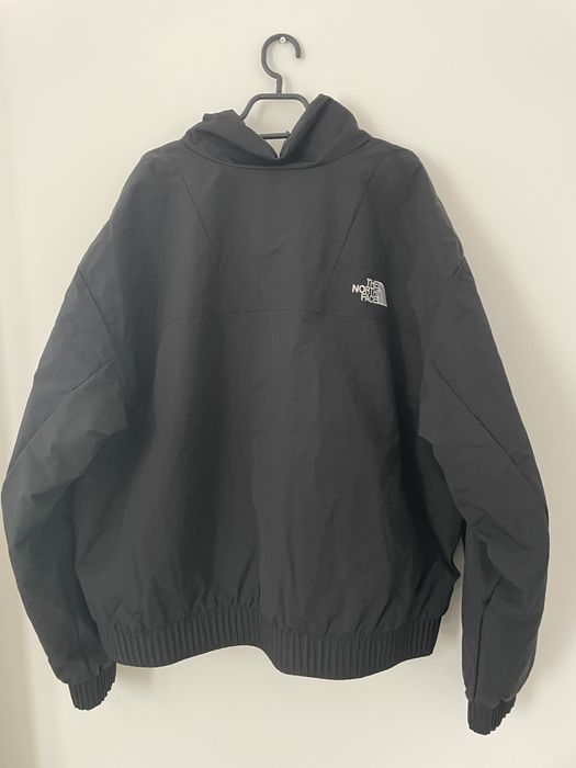 Geaca The North Face tip bomber marimea XL Barbati