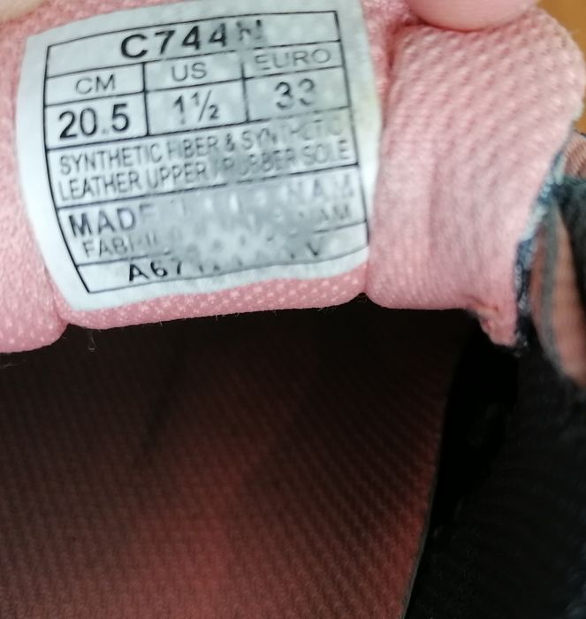 Vand adidasi sport asics nr 35 fete