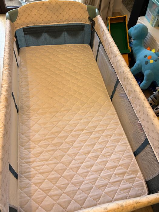 Patut pliabil cu laterala culisanta