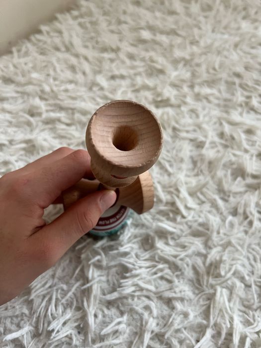 Kendama Europe Bloody Ocean MC folosit 2 zile