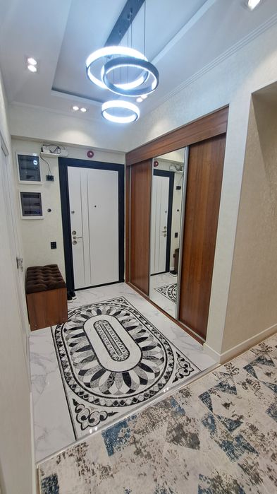 AKAY CITY. Сдаётся в аренду. 3 компнатная квартира.  2 сан узла. 105²