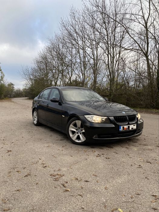 BMW E90 320d 2005