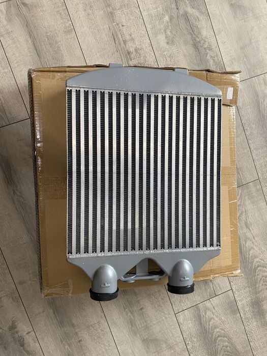 Интеркулер seat ibiza polo skoda vrs 1.8t 1.9tdi intercooler