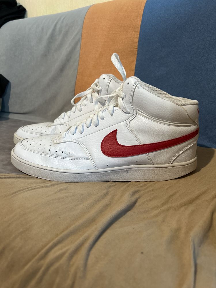 Маратонки Nike Бели