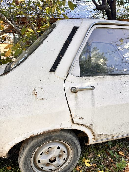 Vand Dacia 1310.