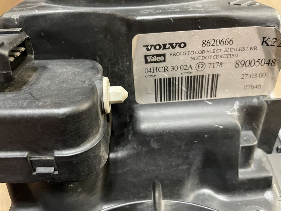 Ляв фар за Volvo S80 I Sedan + мигач