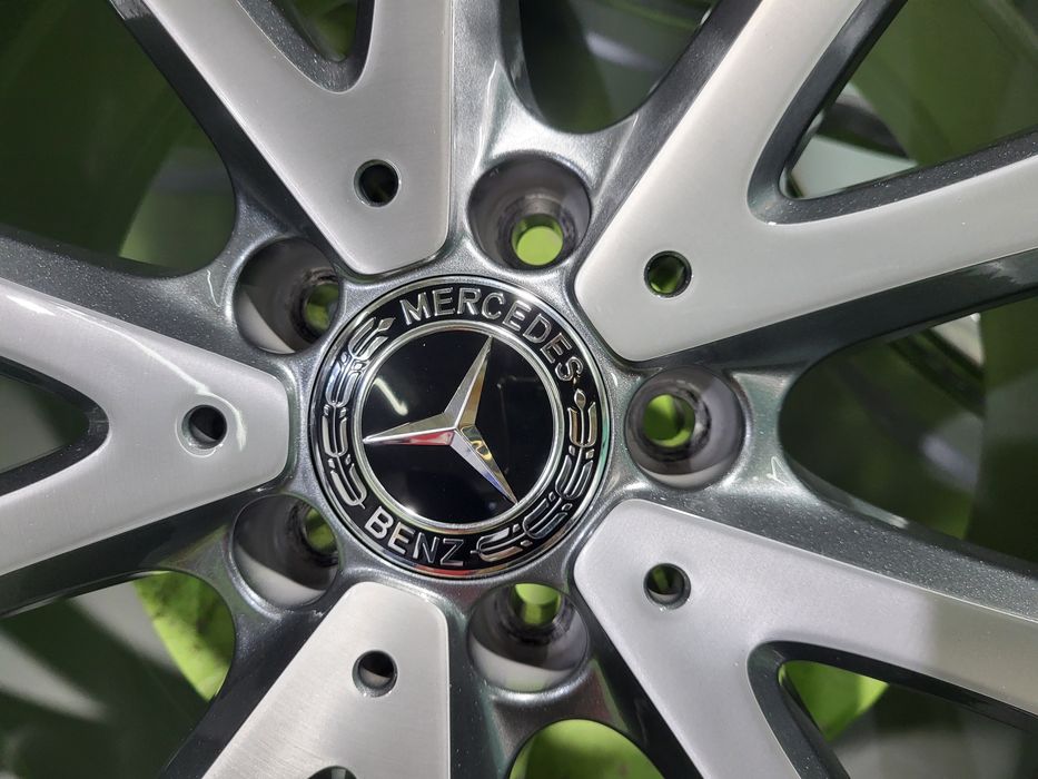 18 5x112 Mercedes E Class W213 GLC W253 W204 W205 W212 5х112 Bicolor