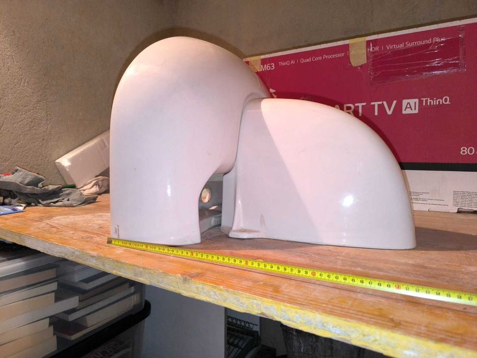 продавам комплект умивалник с конзола за баня