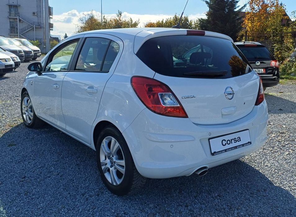 Opel Corsa an 2011 motor 1.4 benzina