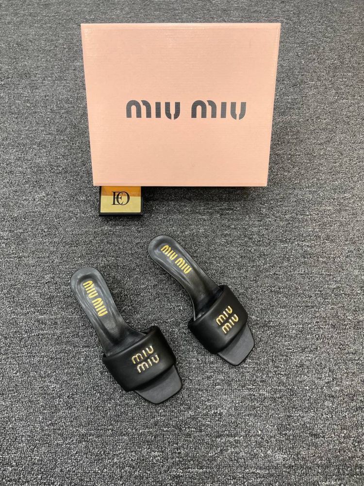 Дамски чехли Miu Miu