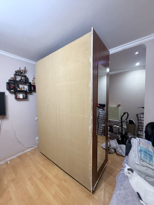 Отдам двп. Шкаф, гипсакартон