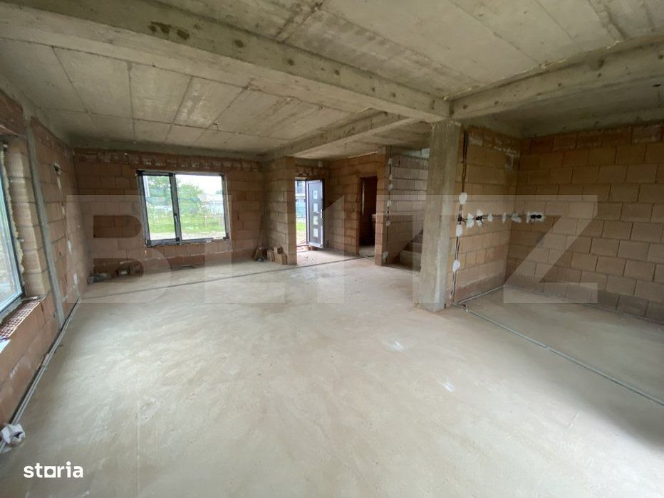 Casa de vanzare semifinisata