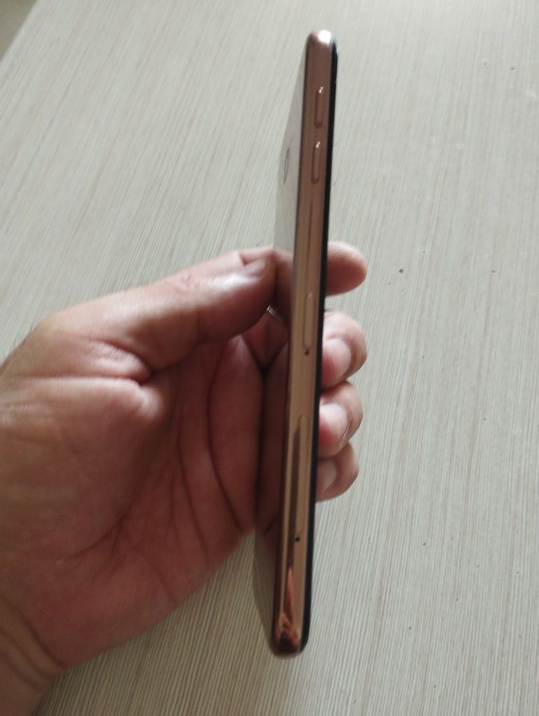 Telefon Samsung J4+ în condiții ff bune