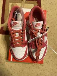 Nike dunk archeo pink 37.5