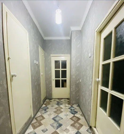 1/6/9 (6-этаж). Сергели 6 (Дехкан-базар). Квартира не торец!