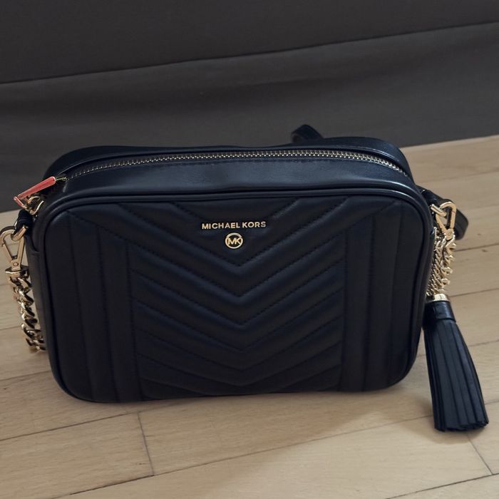 Дамска чанта - Furla, Michael Kors, Sorena