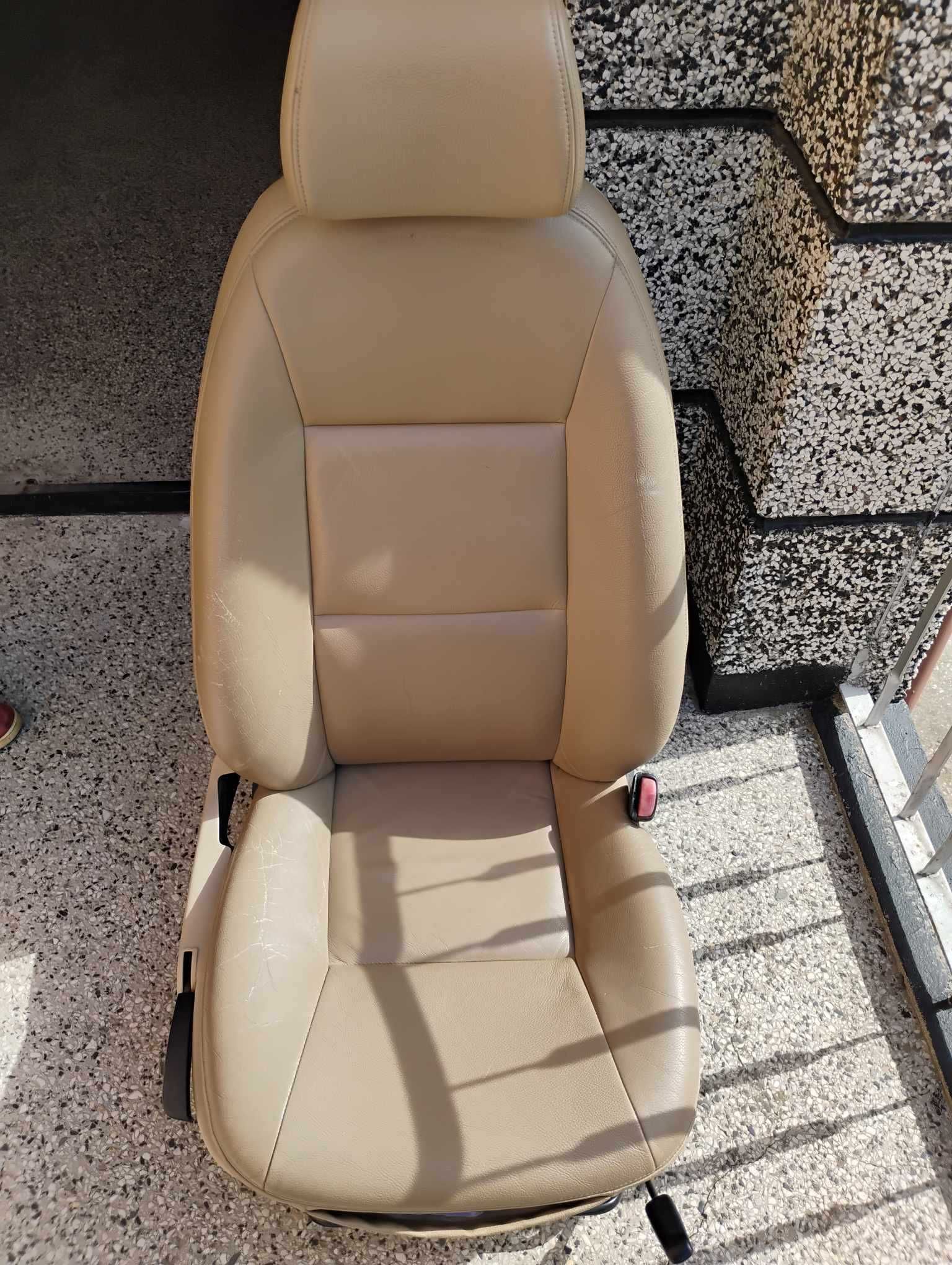 Кожени седалки Салон Saab 95 / 2003г. Пефектно състояние!