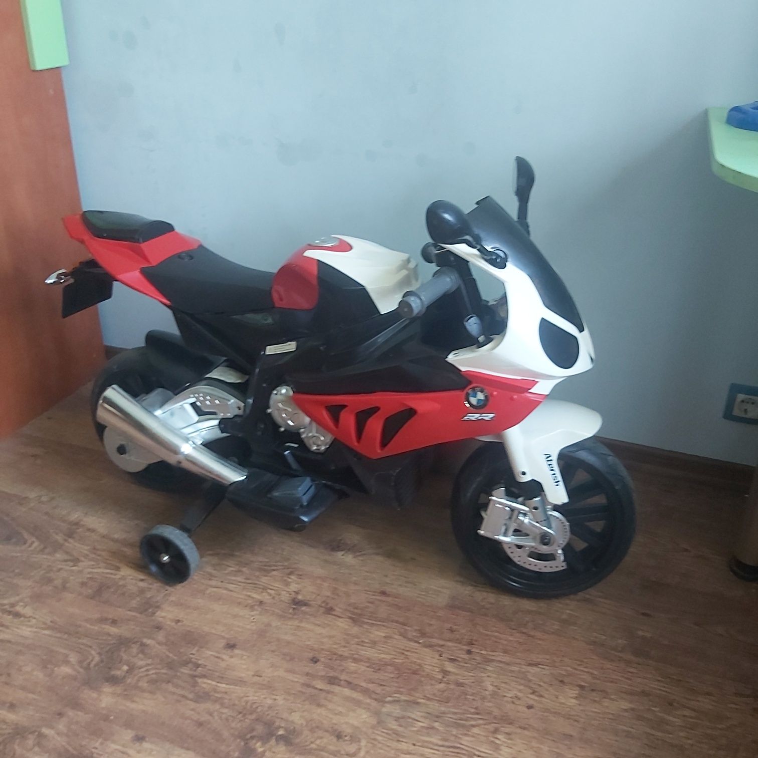 Електрически мотор BMW