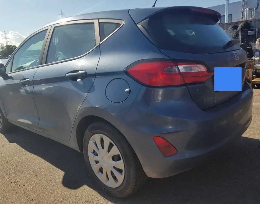 ford fiesta 2022 1.0benzina avariat sau rate prin tbi