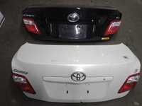 Продам, оригинальная крышка багажника на Toyota Camry 40 45