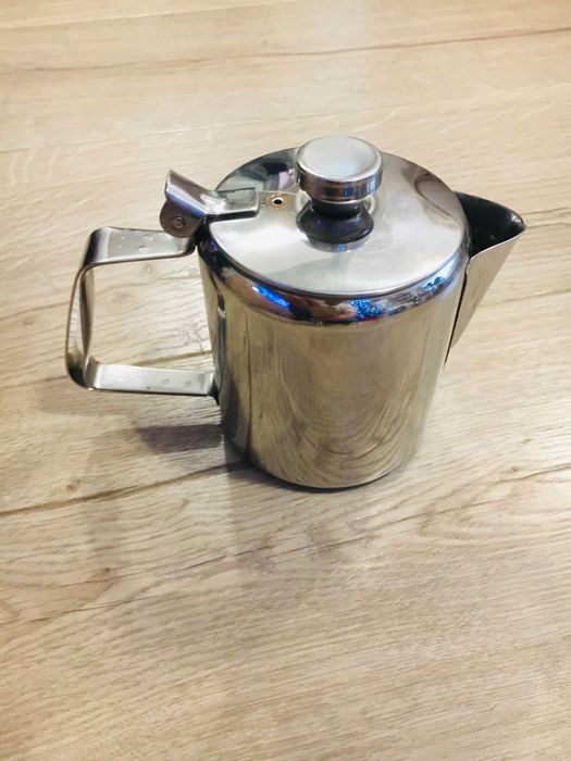 Set inox pentru cafea.