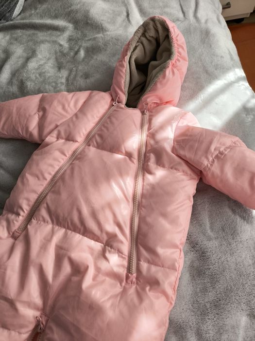 Combinezon de iarnă cu puf și pene 3-12 luni – United Colors of Benett