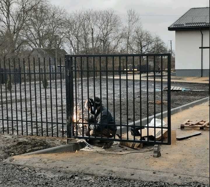 Заварчик заваръчни услуги на място