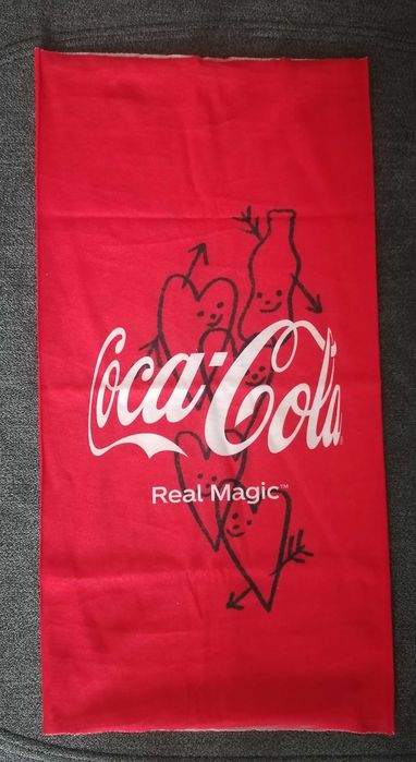 Шапки - нови; Бъф Coca-Cola - нов