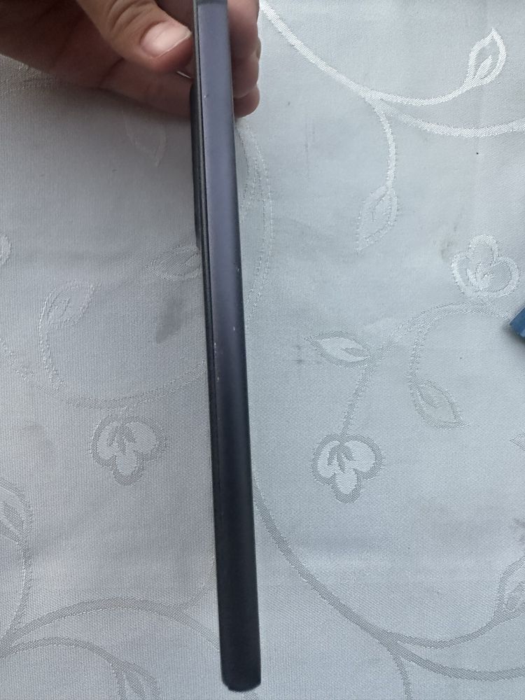 Samsung S21 FE + 5 бр. калъфи подарък