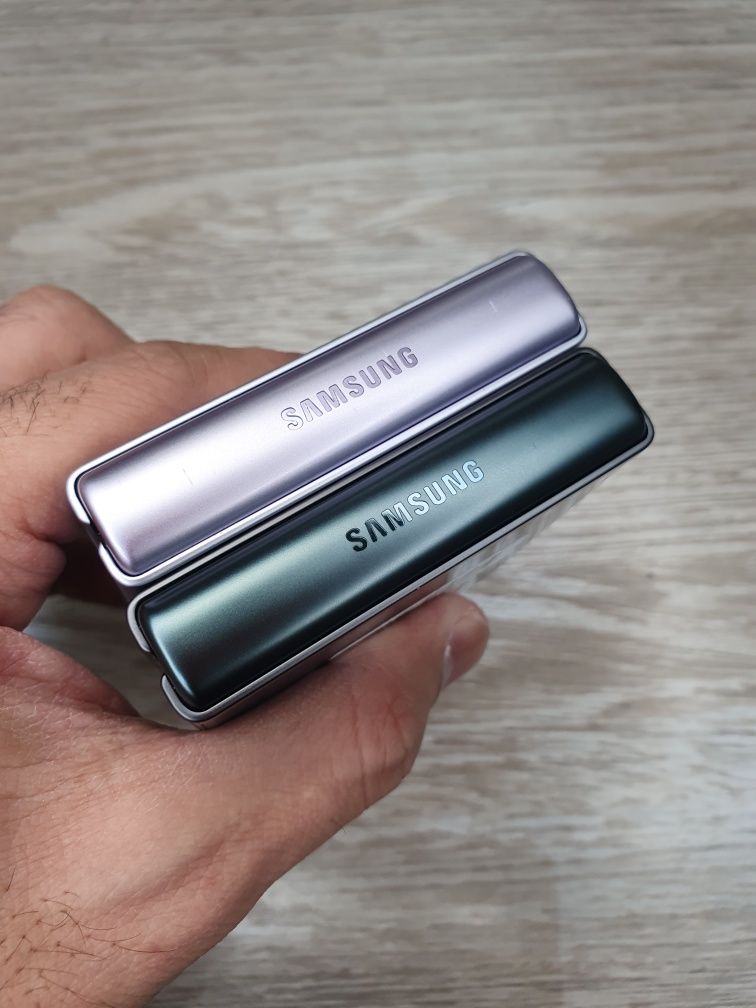 Samsung Z Flip3 Snapdragon 888