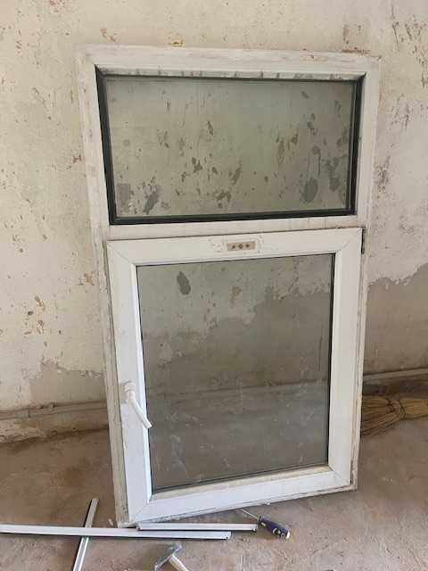 Окно пластиковое в хорошем состоянии