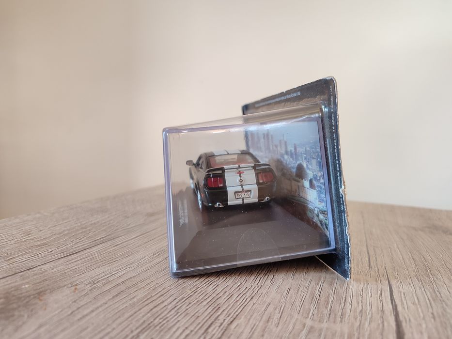 Ford Mustang GT 2006 Model Macheta Auto 1/43