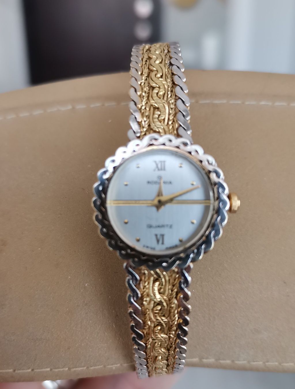 Продавам швейцарски, дамски часовник Rodania