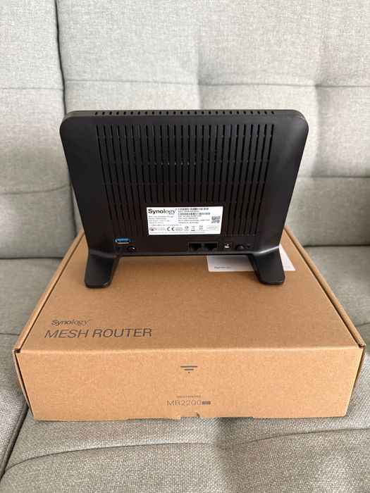 Router wireless Synology Mesh Router MR2200ac Quad Core 717MHz, WAN