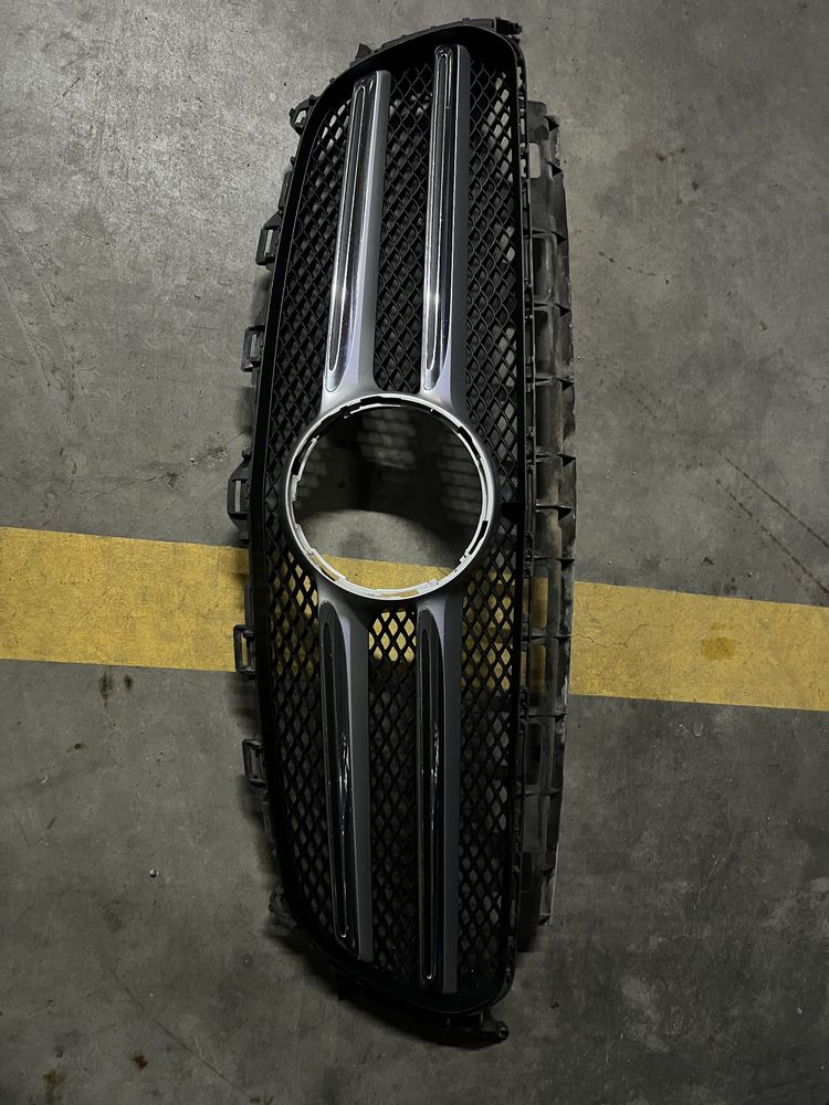 Grila radiatorMercedes E Class W213