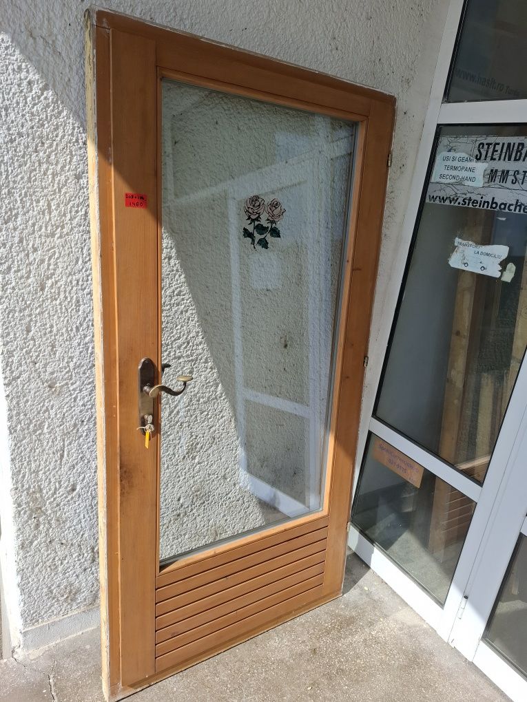 Usa exterior sticlă termopan profil lemn Austria