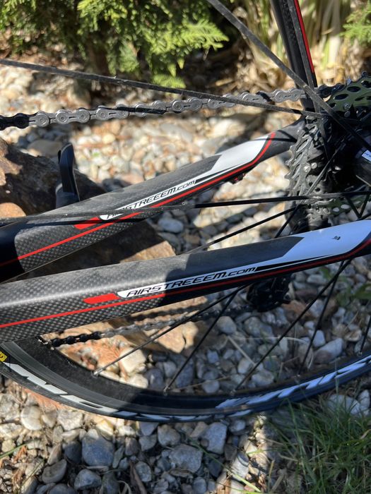 Cursiera full carbon airstreeem