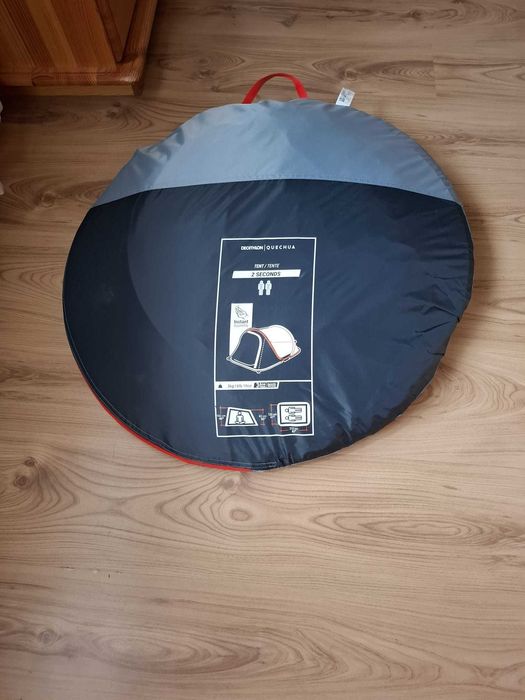 Cort 2 persoane -100 lei, minge handbal-100 lei, skateboard- 150 lei