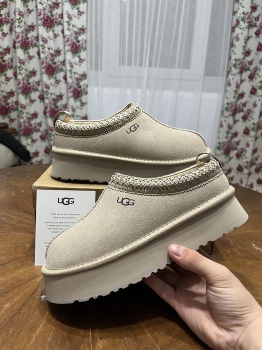 Papuci UGG Tazz II