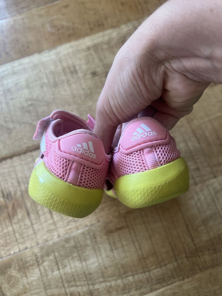 Детски сандали за момиче Adidas