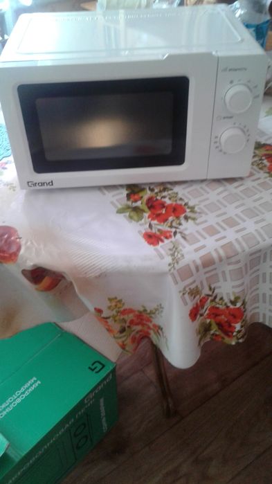 Микроволновка grand