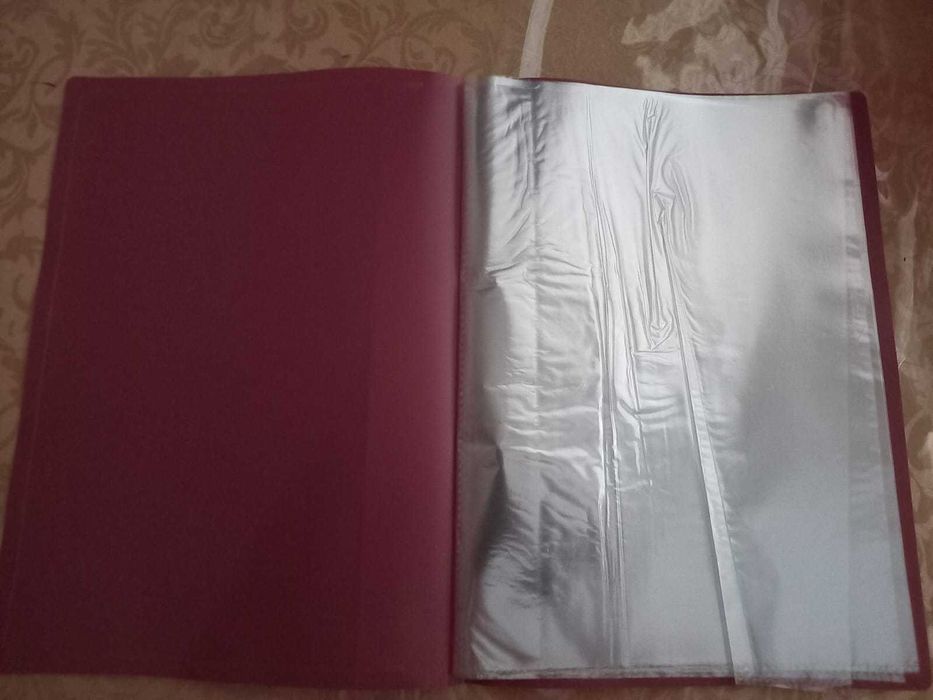 Канцелярские папки, скоросшиватели и файлы